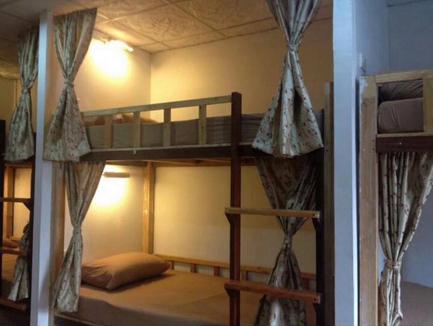 Auberge de jeunesse Rest *